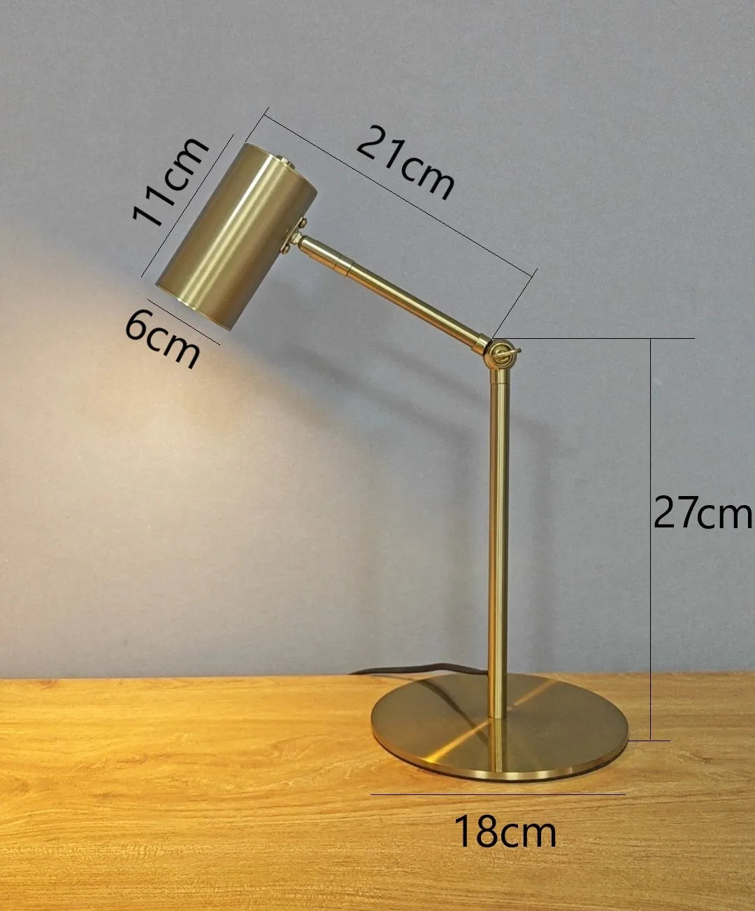 Modern Golden Table Lamp – Nordic Design